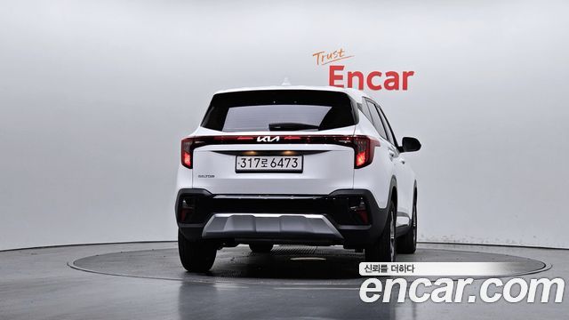 Kia Seltos из Кореи Encar