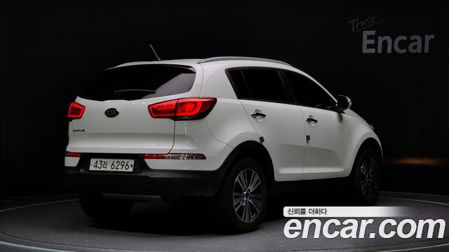 Kia Sportage Diesel 2WD Prestige — пробег 87 767 км — фото 2 из 5
