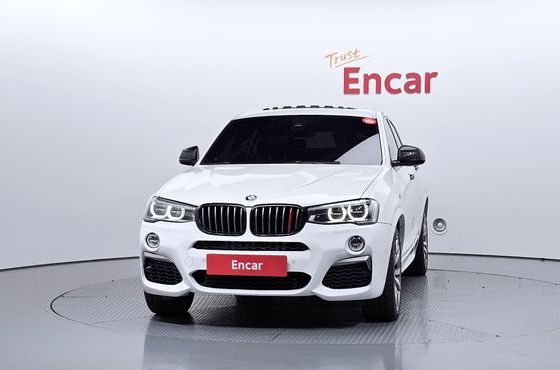 BMW X4 M40i — пробег 114 470 км — фото 3 из 5