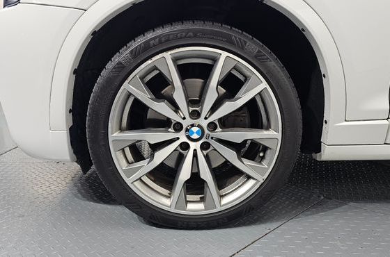 BMW X4 M40i — пробег 114 470 км — фото 5 из 5