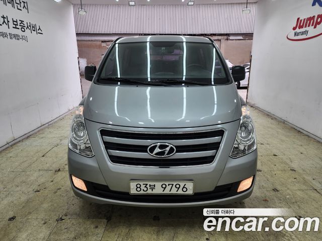 Hyundai Starex 5-Seater VAN CVX Luxury — пробег 92 959 км — фото 2 из 5