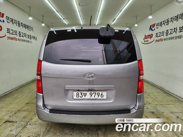 Hyundai Starex 5-Seater VAN CVX Luxury — пробег 92 959 км — фото 5 из 5