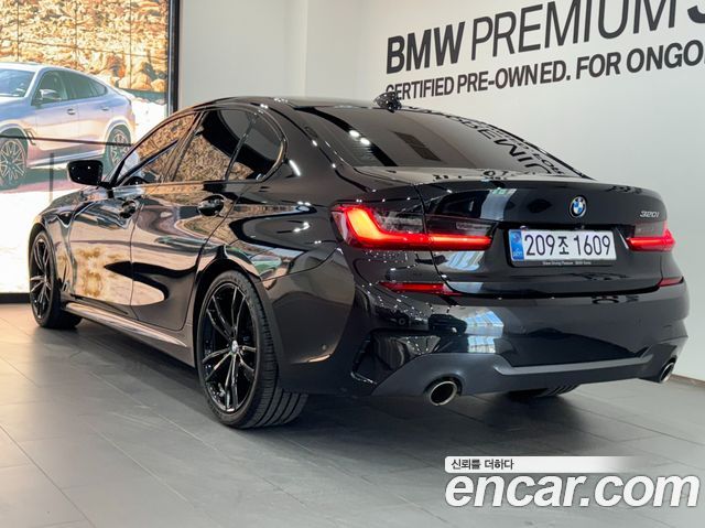 BMW 3-Series 320i M Sport — пробег 112 500 км — фото 2 из 5