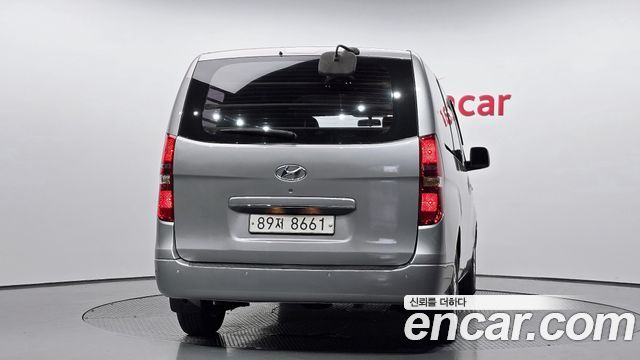 Hyundai Starex 5-Seater VAN CVX Deluxe — пробег 178 503 км — фото 4 из 5