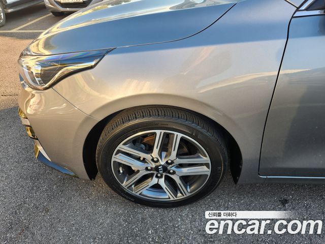 Kia K3 из Кореи Encar