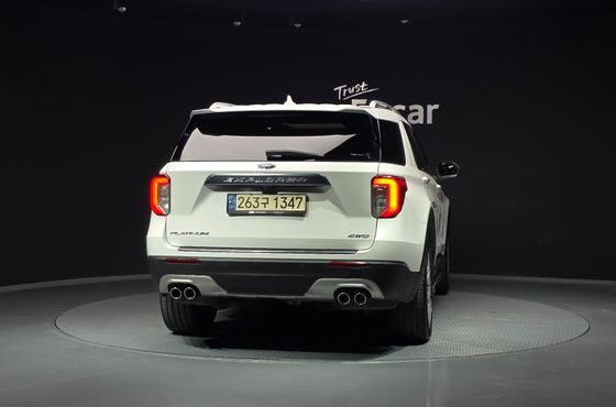 Ford Explorer 3.0 Platinum 4WD — пробег 107 790 км — фото 4 из 5