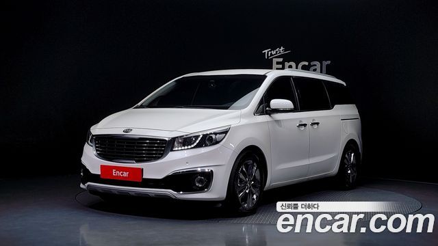 Kia Carnival 9-seater Noblesse — пробег 187 135 км — фото 1 из 5