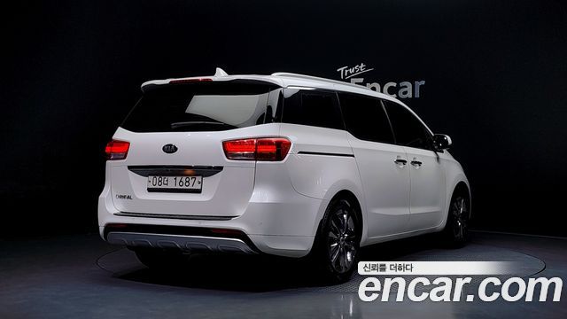 Kia Carnival 9-seater Noblesse — пробег 187 135 км — фото 2 из 5
