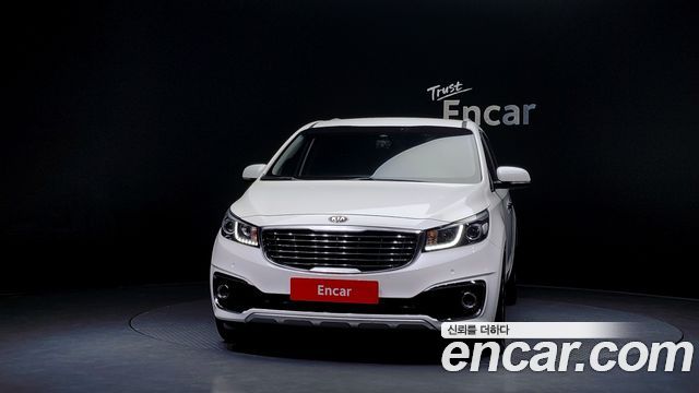 Kia Carnival 9-seater Noblesse — пробег 187 135 км — фото 3 из 5