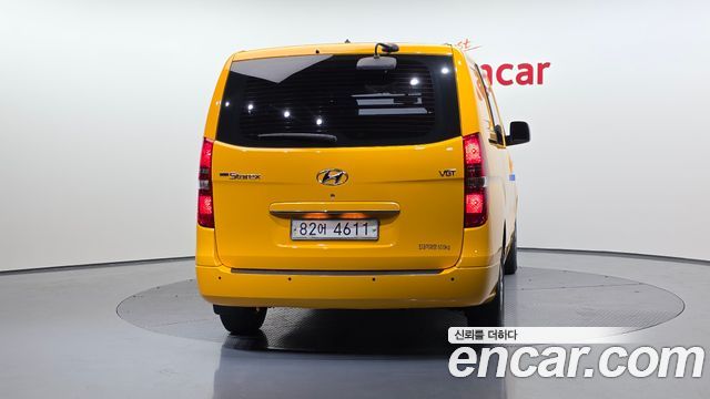 Hyundai Starex Van 5-Seater Smart — пробег 90 433 км — фото 4 из 5