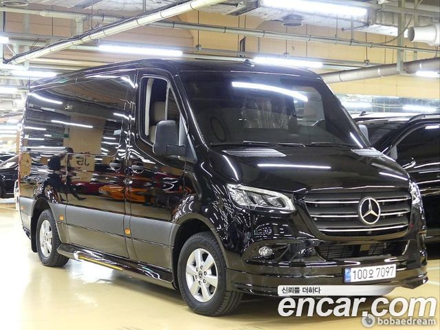 Mercedes-Benz Sprinter 3.0 Diesel W907 — пробег 61 800 км — фото 2 из 5