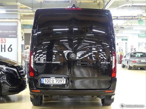 Mercedes-Benz Sprinter 3.0 Diesel W907 — пробег 61 800 км — фото 3 из 5