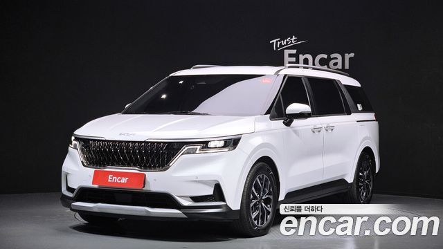 Kia Carnival 9-Seater Prestige — пробег 36 900 км — фото 1 из 5