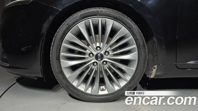 Kia K7 из Кореи Encar