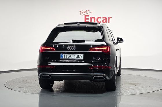 Audi Q5 45 TFSI Quattro Premium — пробег 43 258 км — фото 4 из 5