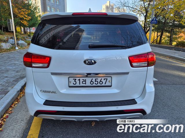 Kia Carnival 9-seater Noblesse — пробег 149 527 км — фото 5 из 5