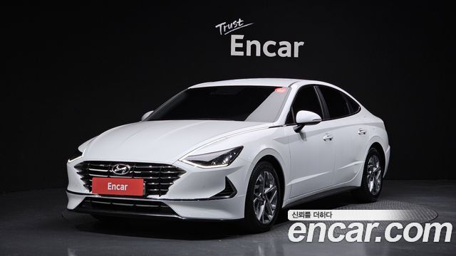 Hyundai Sonata 2.0 Premium Family — пробег 20 773 км — фото 1 из 5