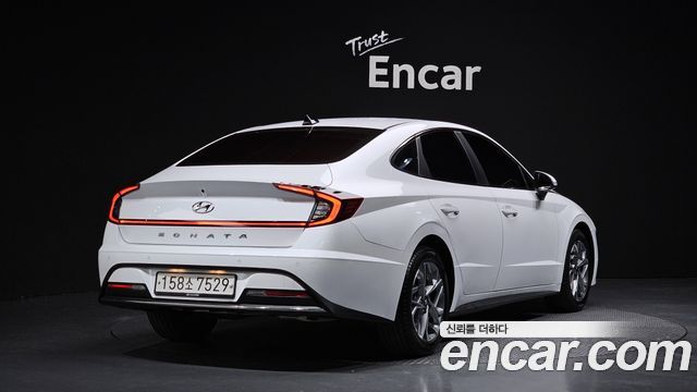 Hyundai Sonata 2.0 Premium Family — пробег 20 773 км — фото 2 из 5