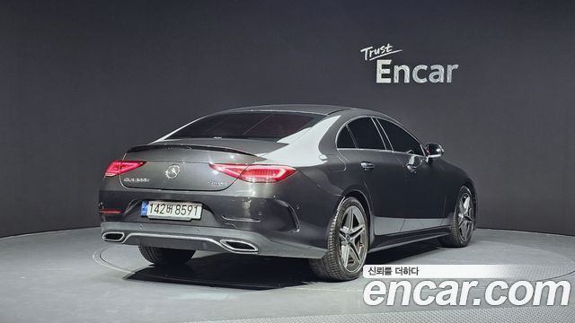 Mercedes-Benz CLS-Class CLS300d 4MATIC — пробег 60 059 км — фото 2 из 5