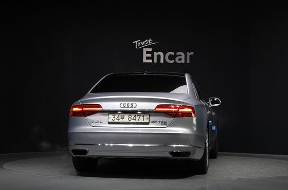 Audi A8 60 TFSI Quattro LWB D4 — пробег 97 539 км — фото 4 из 5