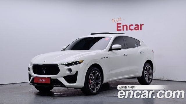 Maserati Levante из Кореи Encar