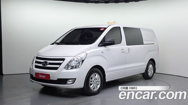 Hyundai Starex 5-Seater VAN Smart — пробег 195 512 км — фото 1 из 5