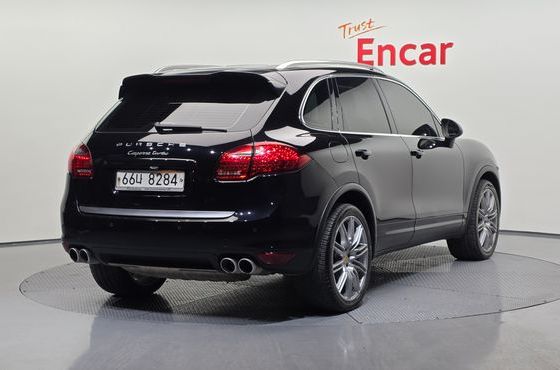 Porsche Cayenne 4.8 Turbo 958 — пробег 179 723 км — фото 2 из 5