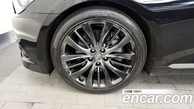 Hyundai Genesis из Кореи Encar