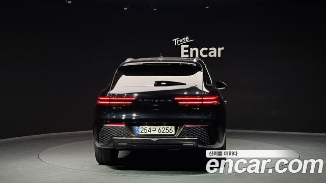 Genesis GV70 из Кореи Encar
