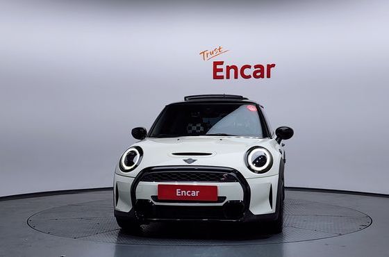Mini Cooper Classic Launch Pack Third Generation — пробег 42 373 км — фото 3 из 5