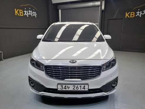 Kia Carnival 7-seater Limousine President — пробег 140 000 км — фото 2 из 5