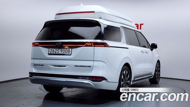 Kia Carnival Gasoline 7-Seater Hi-Limousine Signature — пробег 111 841 км — фото 2 из 5