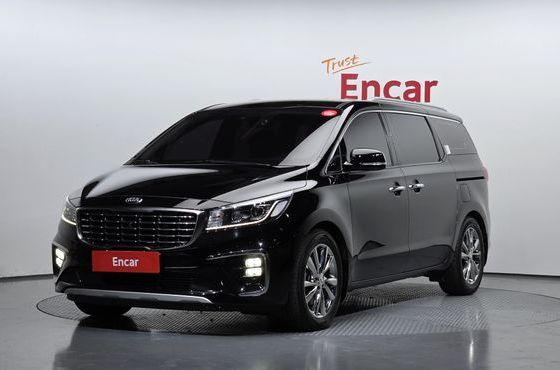 Kia Carnival 9-Seater Noblesse Special — пробег 99 772 км — фото 1 из 5