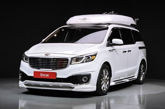Kia Carnival 9-seater Hi-Limousine Noblesse — пробег 154 175 км — фото 1 из 5
