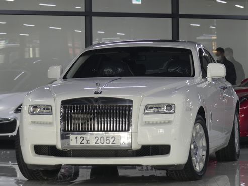Rolls-Royce Ghost 6.6 V12 — пробег 34 400 км — фото 1 из 5