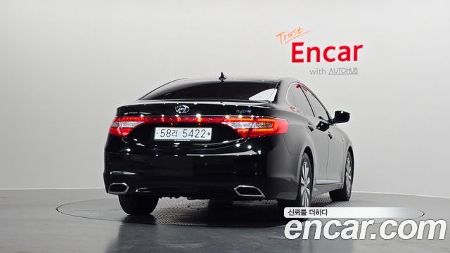 Hyundai Grandeur Premium — пробег 177 953 км — фото 4 из 5