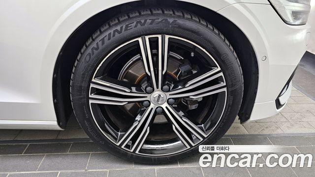 Volvo S60 из Кореи Encar