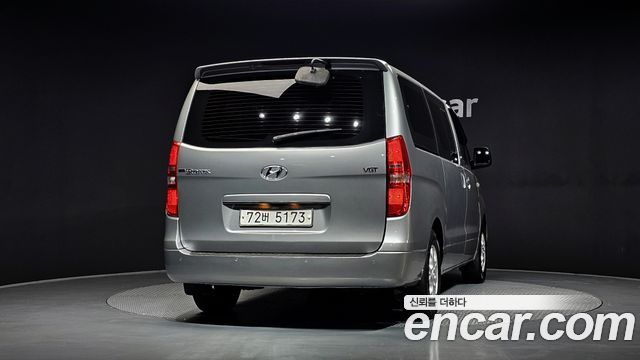 Hyundai Starex 11-Seater Wagon CVX Premium — пробег 176 258 км — фото 4 из 5