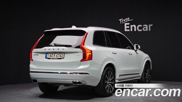 Volvo XC90 T8 Inscription Hybird — пробег 23 260 км — фото 2 из 5