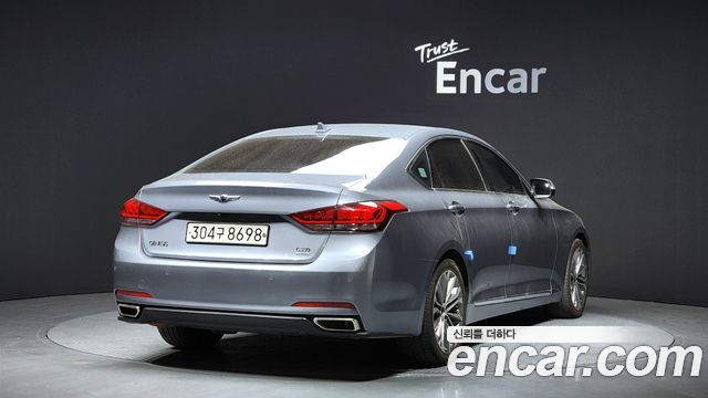 Hyundai Genesis из Кореи Encar