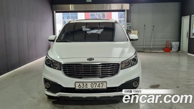 Kia Carnival 9-seater Prestige — пробег 183 552 км — фото 3 из 5
