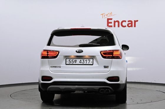 Kia Sorento Diesel 2.0 4WD Master Special — пробег 61 879 км — фото 4 из 5