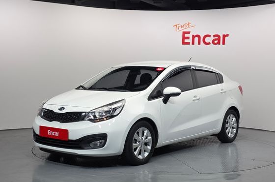 Kia pride 1.6 GDI Sedan Luxury — пробег 81 534 км — фото 1 из 5