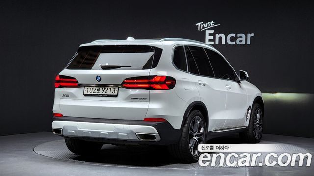 BMW X5 xDrive 30d xLine — пробег 52 311 км — фото 2 из 5