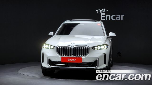 BMW X5 xDrive 30d xLine — пробег 52 311 км — фото 3 из 5