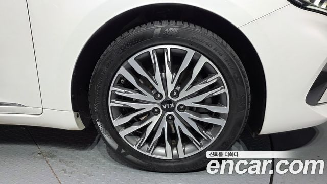 Kia K7 из Кореи Encar