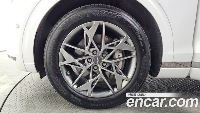 Genesis GV70 из Кореи Encar