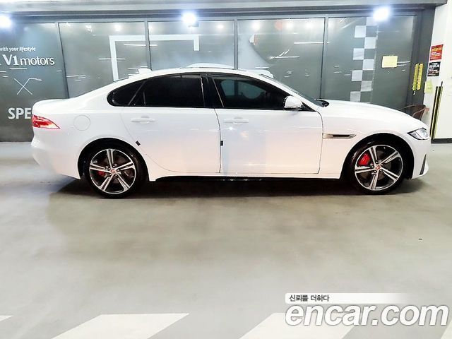 Jaguar XF 3.0 S AWD — пробег 130 517 км — фото 3 из 5