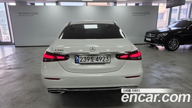 Mercedes-Benz E-Class из Кореи Encar