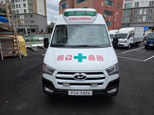 Hyundai Solati Ambulance — пробег 6 381 км — фото 2 из 5